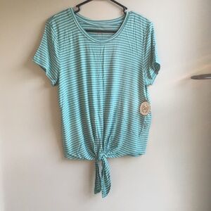 SO | brand new knotted relaxed tee